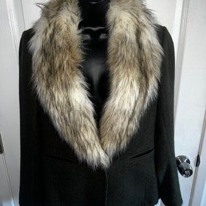ANNE TAYLOR  LOFT JACKET/BLAZER - FAUX FUR / SIZE 8